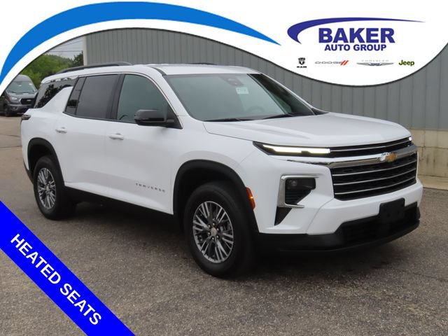 Used 2025 Chevrolet Traverse LT AWD/4WD image 1