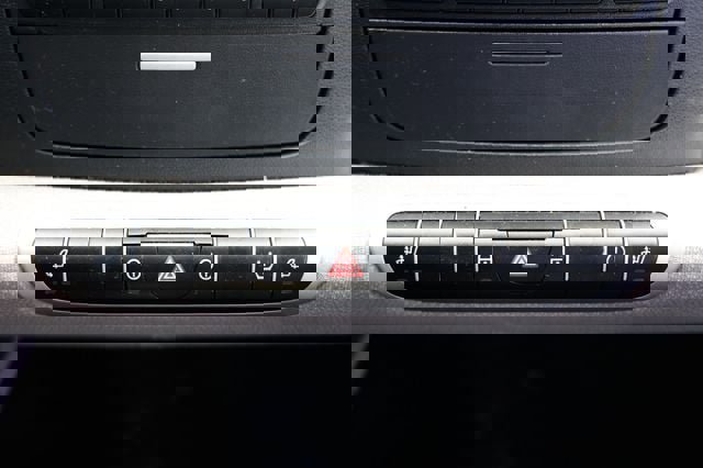 Used 2013 smart fortwo passion w/ Cruise Control Pkg image 27