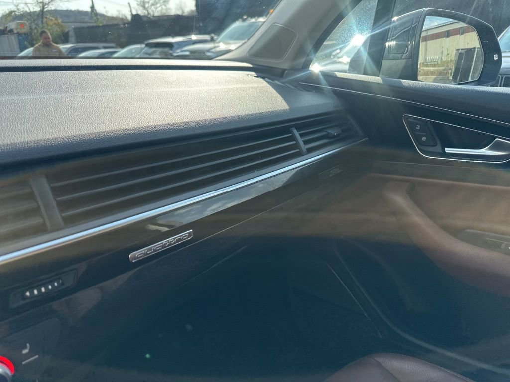 Used 2018 Audi Q7 3.0T Premium Plus w/ Premium Plus Package image 22