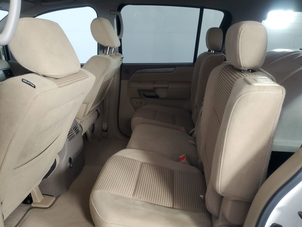 Used 2010 Nissan Armada SE w/ SE Driver Pkg image 13