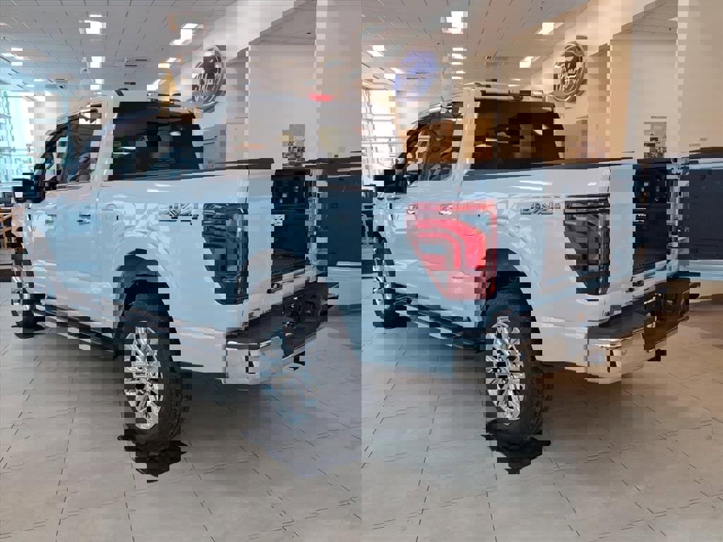 Certified 2025 Ford F150 Lariat w/ Equipment Group 501A Mid image 4