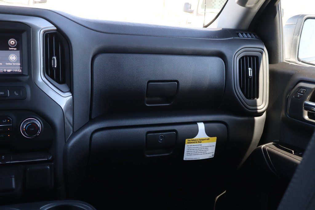 New 2026 Chevrolet Silverado 1500 Custom w/ Turbomax Blackout Package AWD/4WD image 32