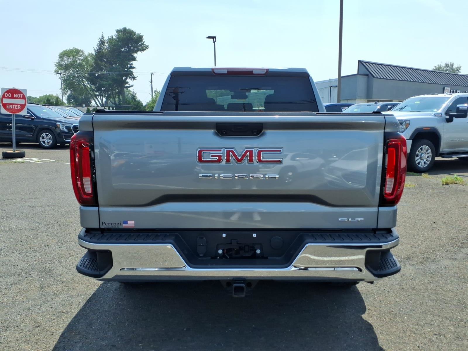 Certified 2023 GMC Sierra 1500 SLT w/ SLT Premium Package AWD/4WD image 4