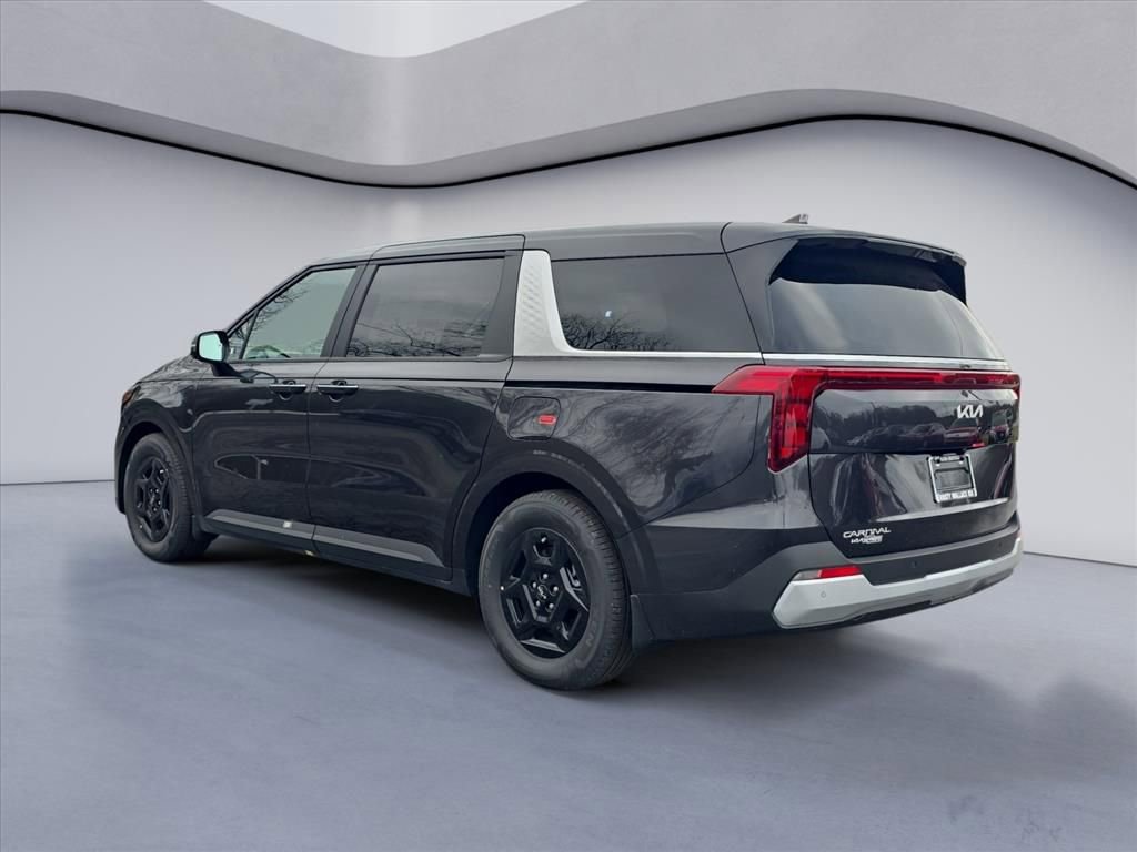 New 2026 Kia Carnival LX image 3