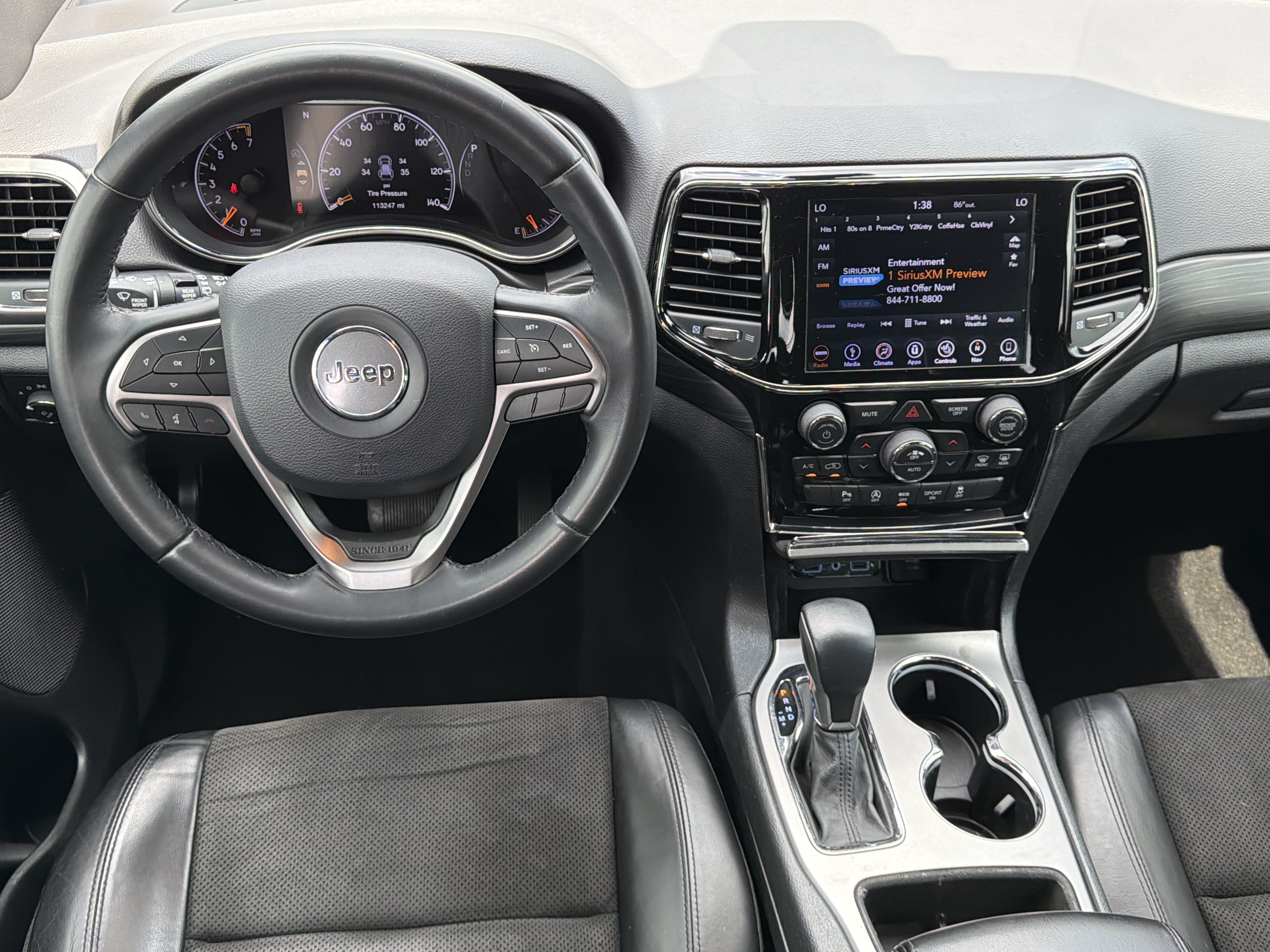 Used 2019 Jeep Grand Cherokee Laredo w/ Laredo X Package RWD image 28