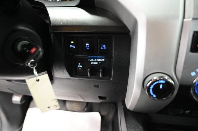 Used 2019 Toyota Tundra SR5 AWD/4WD image 21