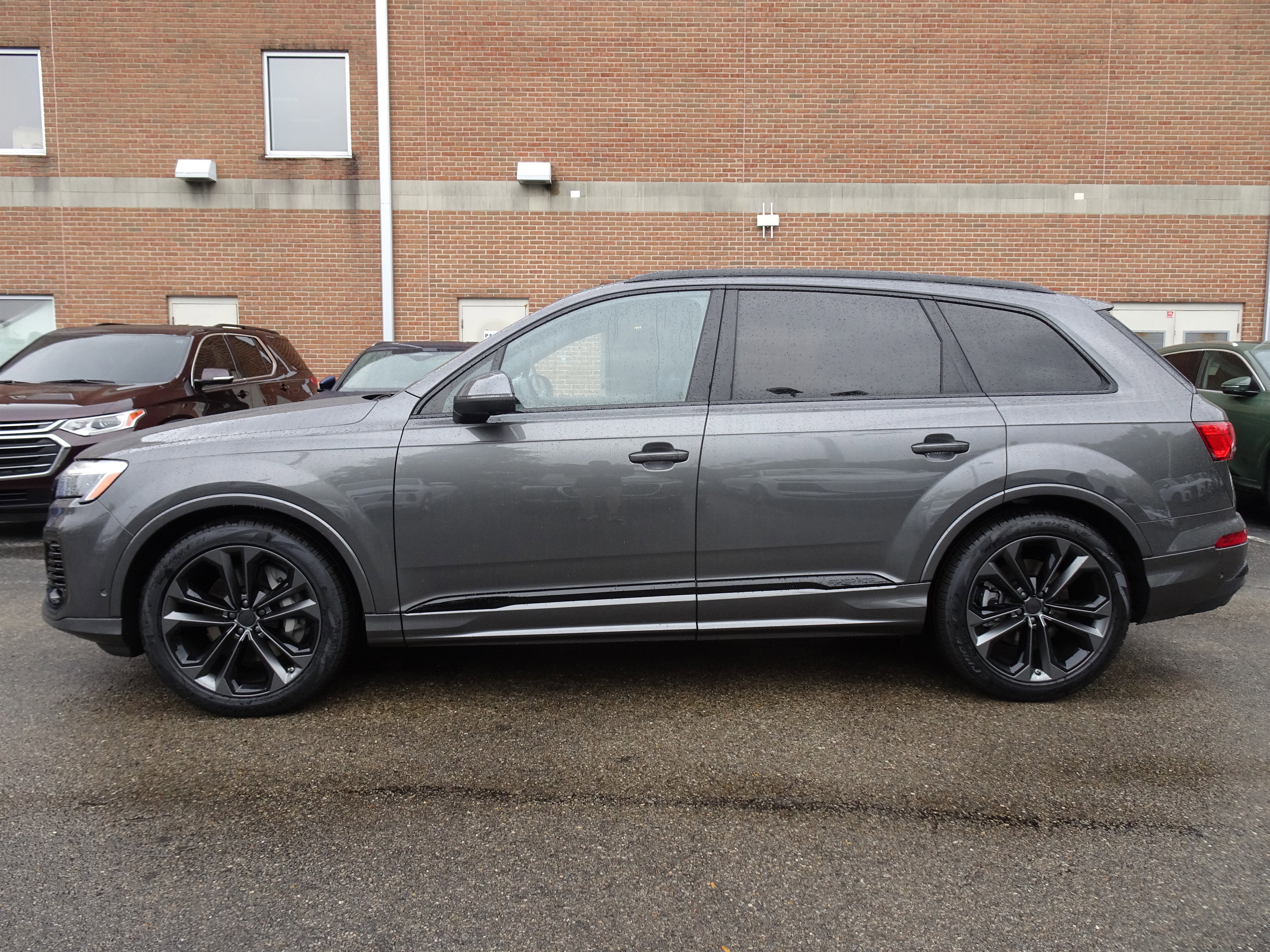 New 2026 Audi Q7 3.0T Prestige image 2