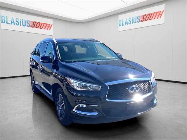 Used 2019 INFINITI QX60 Luxe w/ Essential Package