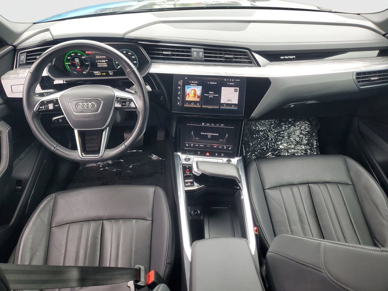 Used 2024 Audi Q8 e-tron Premium Plus w/ Premium Plus Package image 11