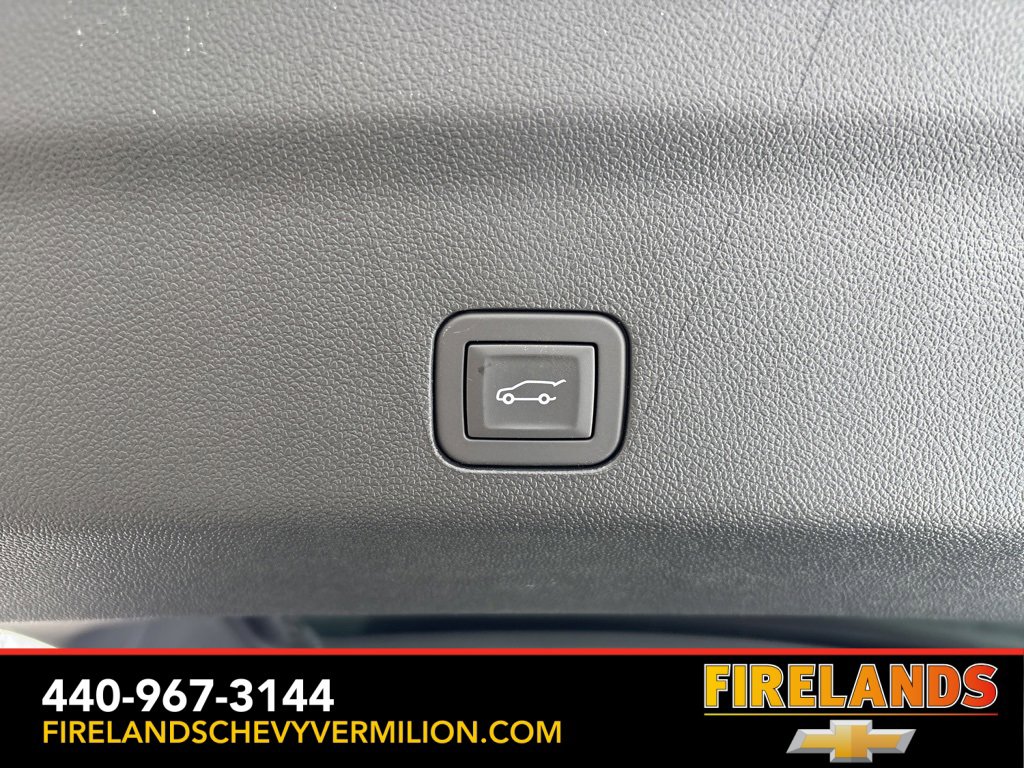 Used 2025 Chevrolet Suburban High Country image 62