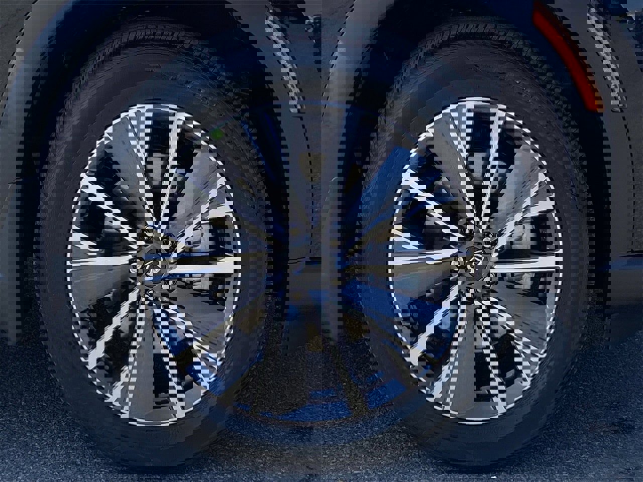 New 2026 INFINITI QX60 Luxe image 7