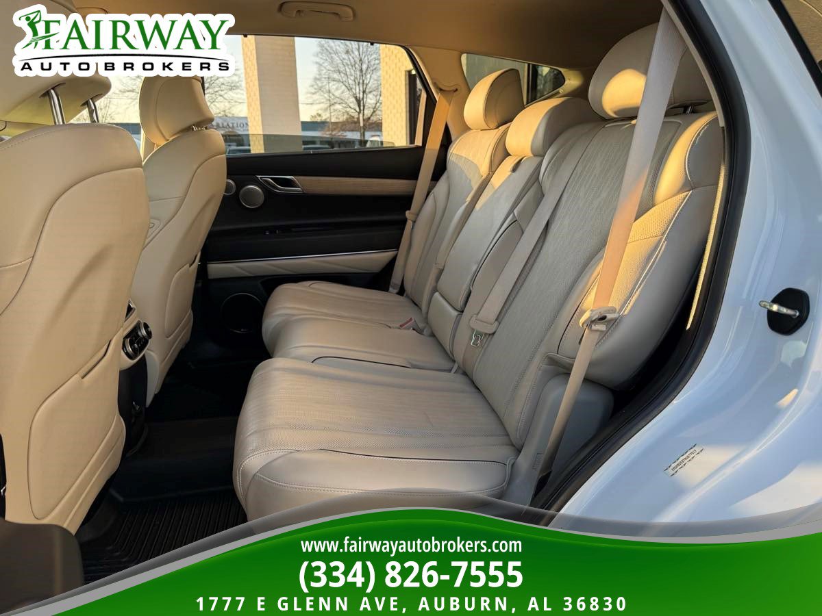 Used 2022 Genesis GV80 2.5T w/ Prestige Package 04 image 11