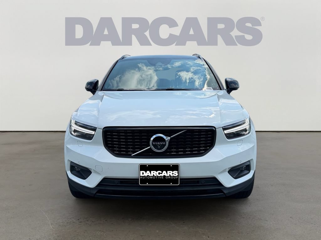Used 2020 Volvo XC40 T5 R-Design w/ Protection Package Premier AWD/4WD image 2