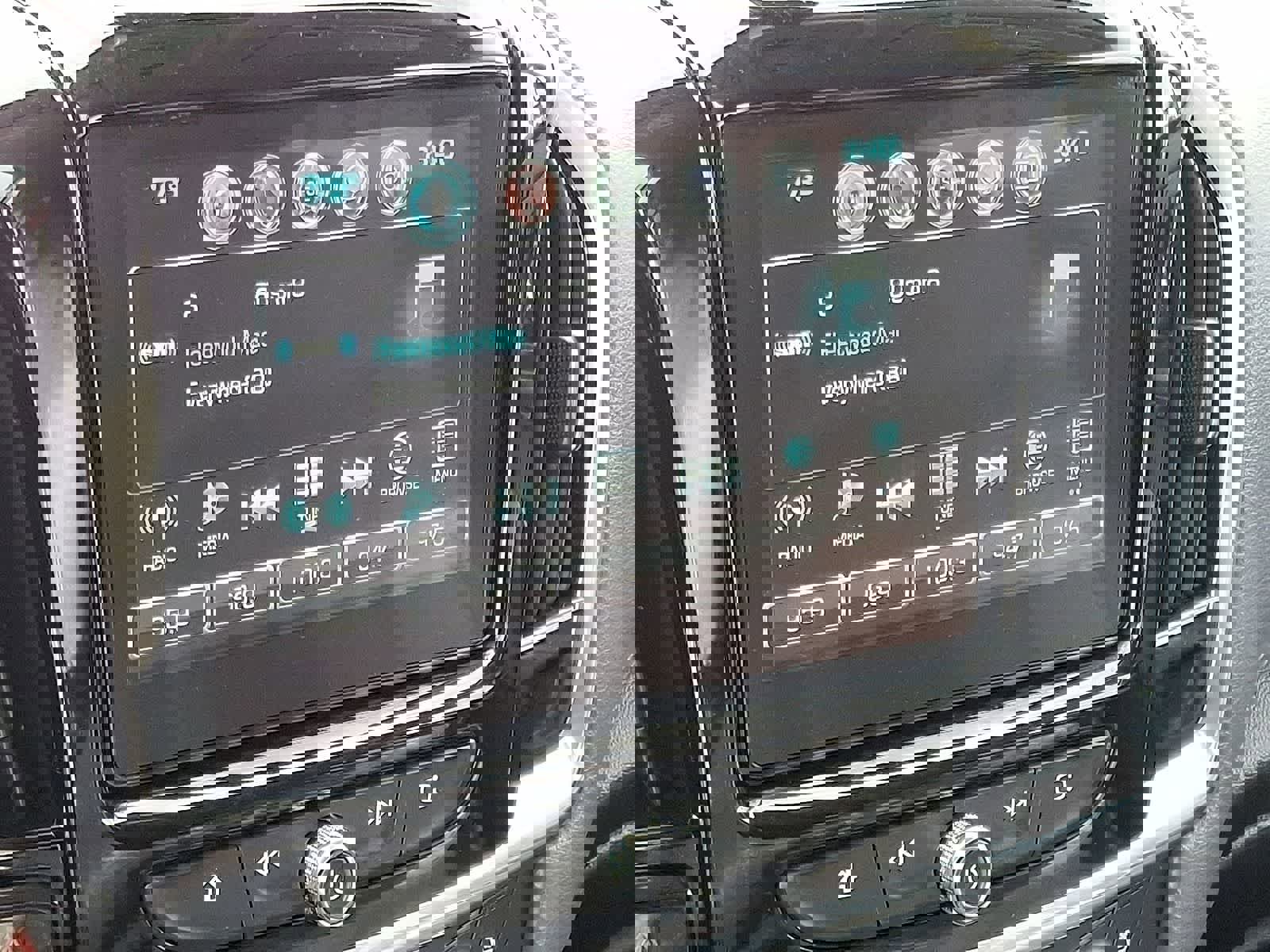 Used 2018 Chevrolet Traverse Premier image 19