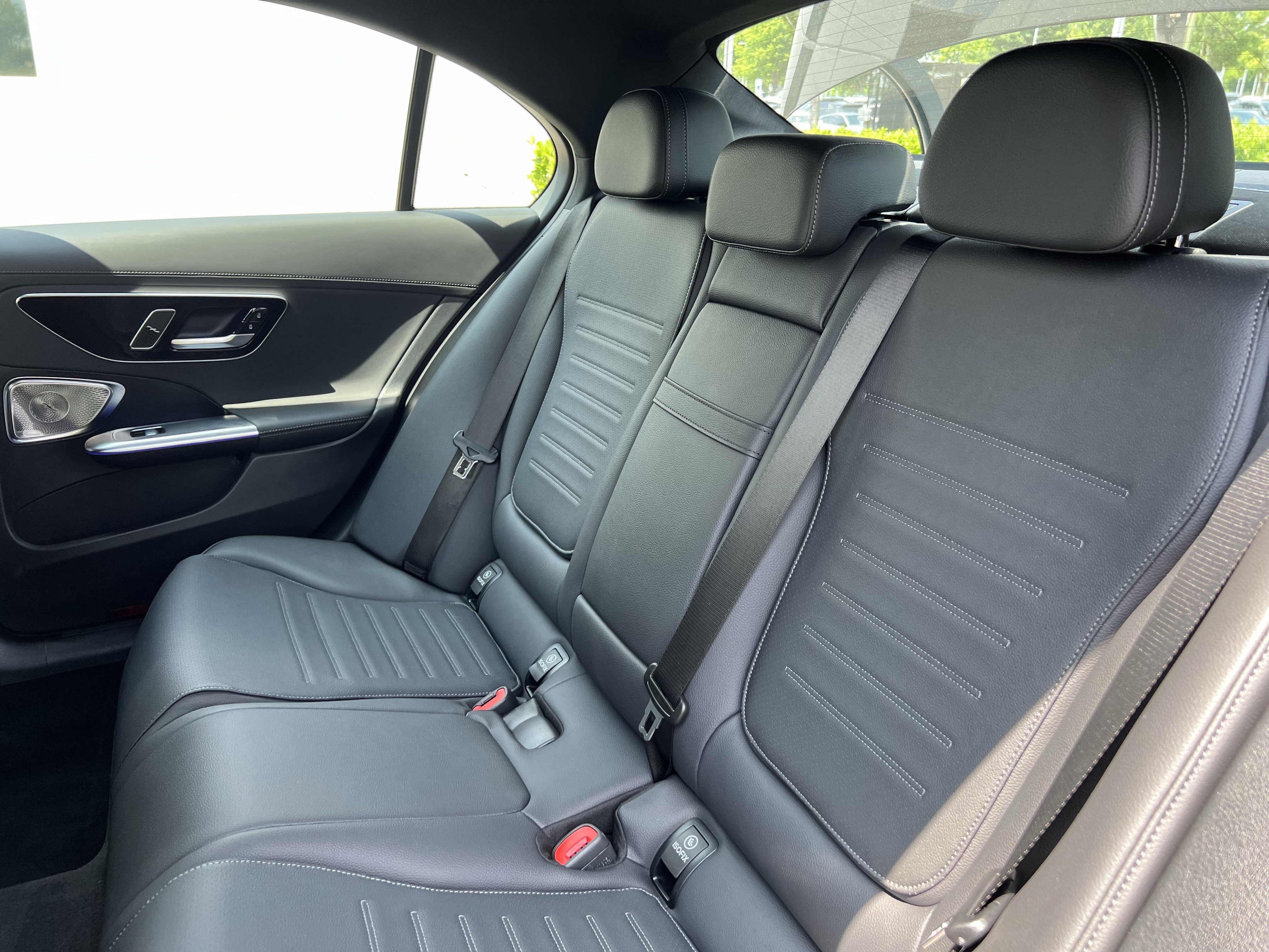 Certified 2025 Mercedes-Benz C 300 4MATIC Sedan w/ AMG Line w/ Night Package image 33