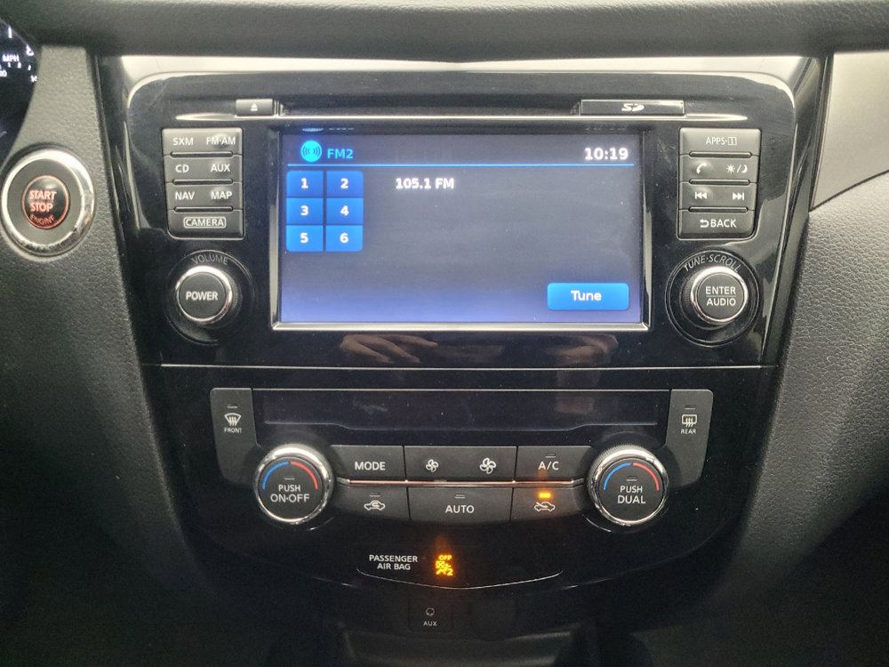 Used 2015 Nissan Rogue SV w/ SV Premium Package AWD/4WD image 25