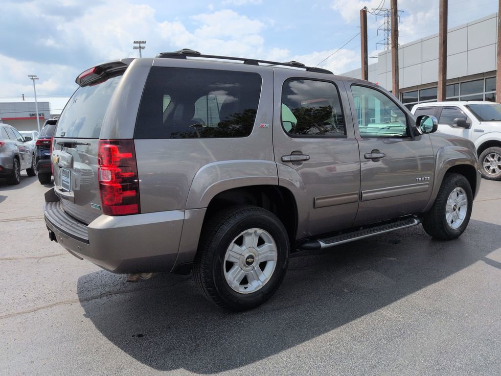 Used 2012 Chevrolet Tahoe LT w/ Suspension Package, Off-Road AWD/4WD image 5