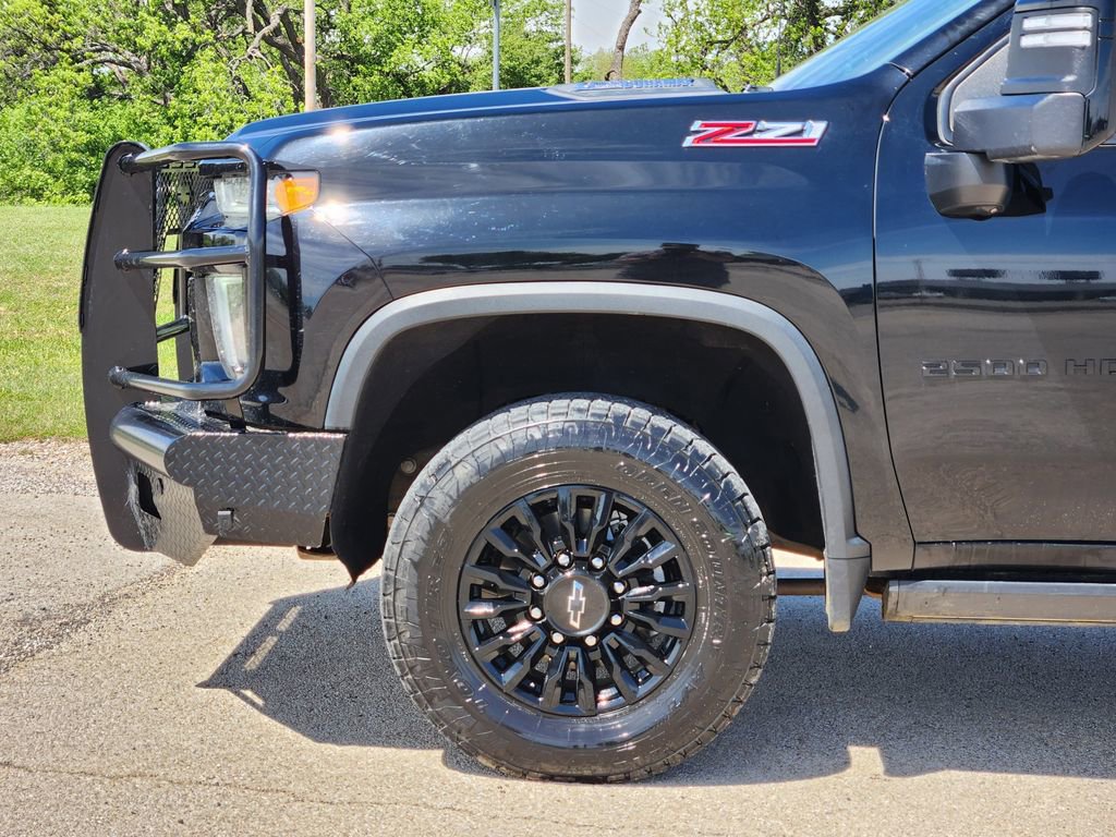 Used 2022 Chevrolet Silverado 2500 LTZ w/ LTZ Plus Package AWD/4WD image 8