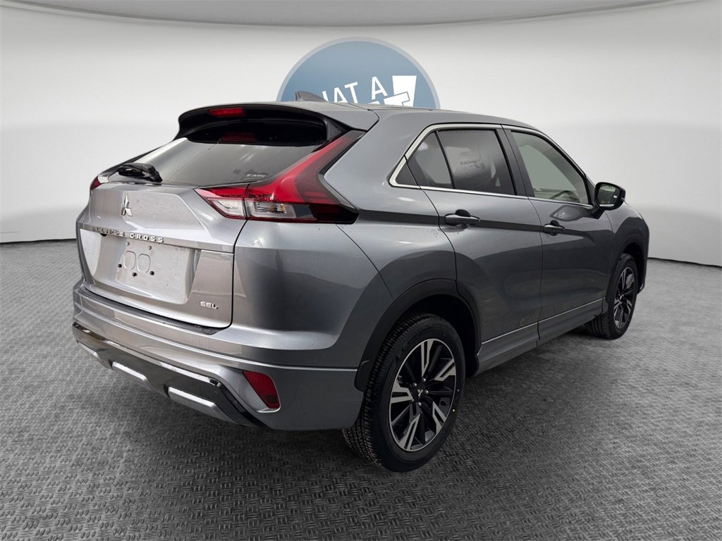 New 2026 Mitsubishi Eclipse Cross SEL image 3