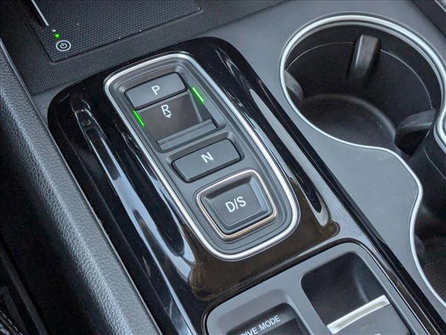 Used 2025 Honda Pilot Touring image 14