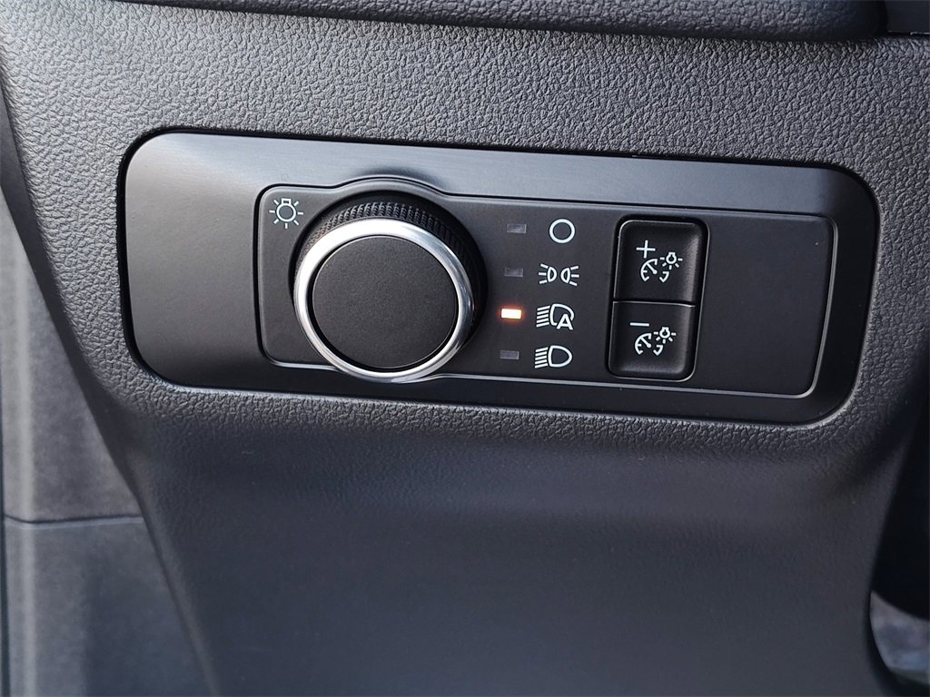 Used 2025 Ford Escape ST-Line image 28