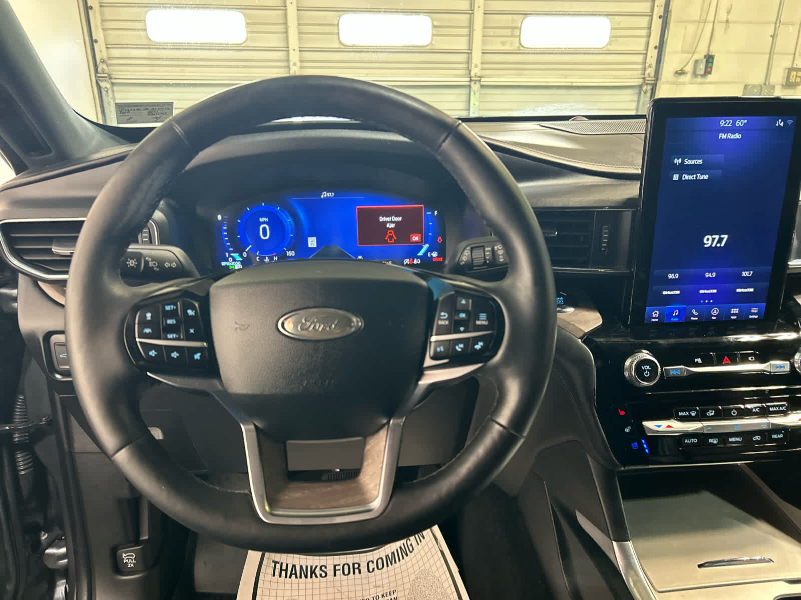 Used 2023 Ford Explorer Platinum w/ Technology Package AWD/4WD image 8