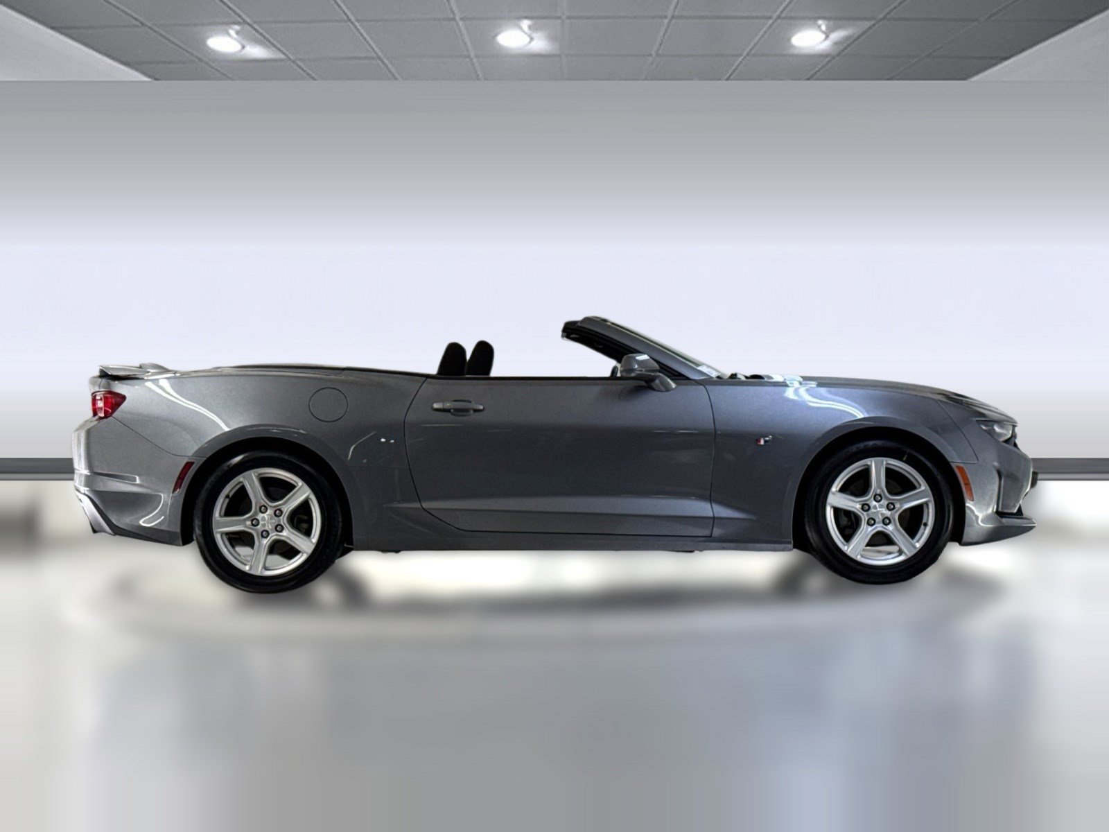 Used 2020 Chevrolet Camaro LT image 8