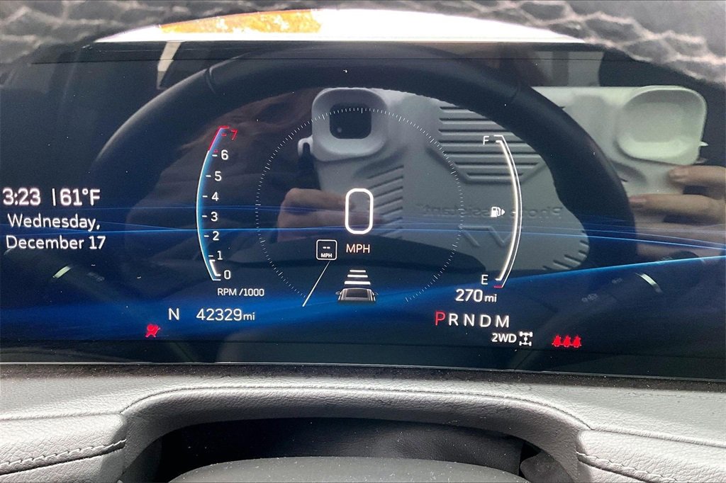 Certified 2024 Cadillac XT4 Premium Luxury image 22