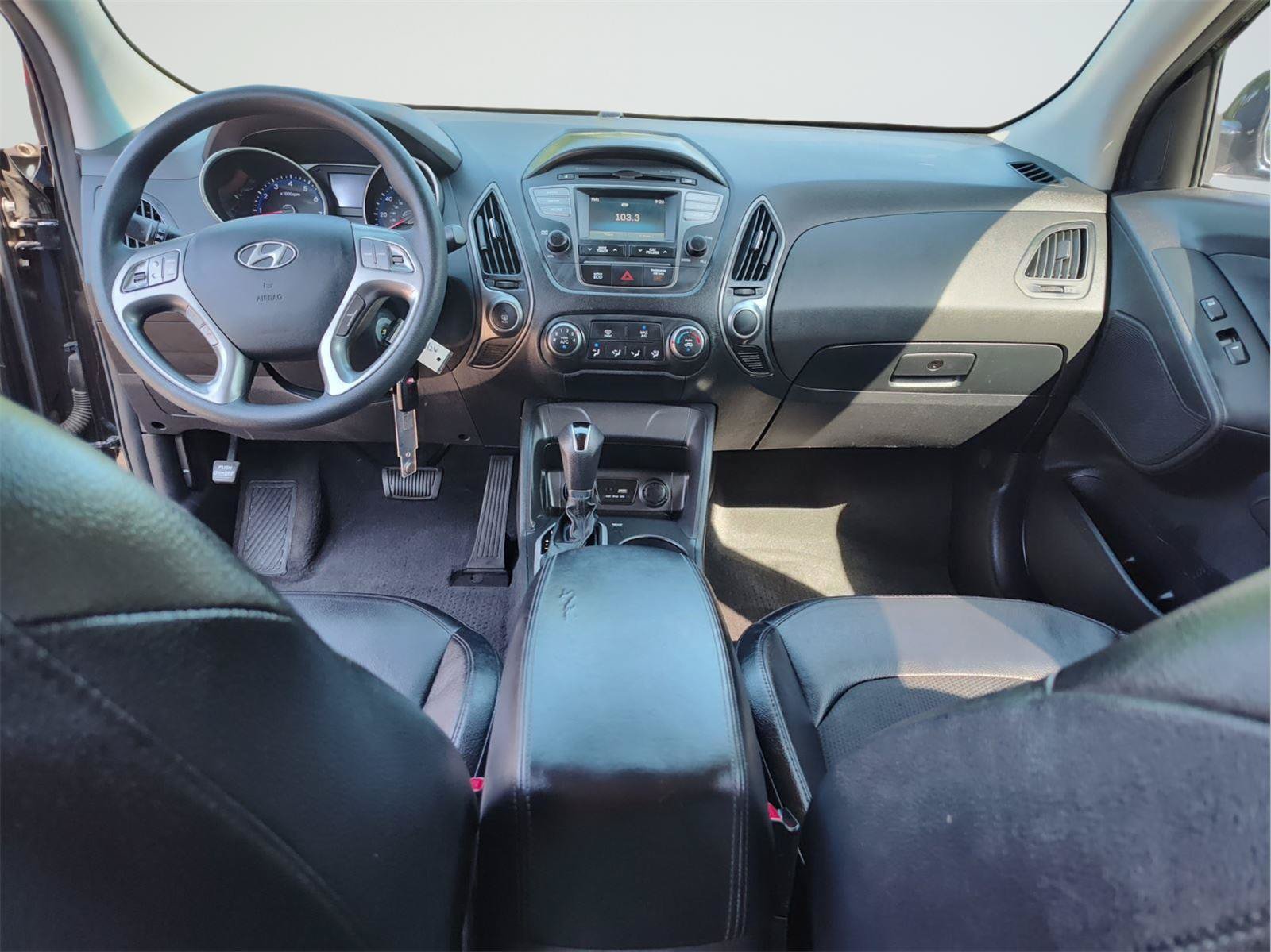 Used 2015 Hyundai Tucson GLS w/ Option Group 02 AWD/4WD image 10