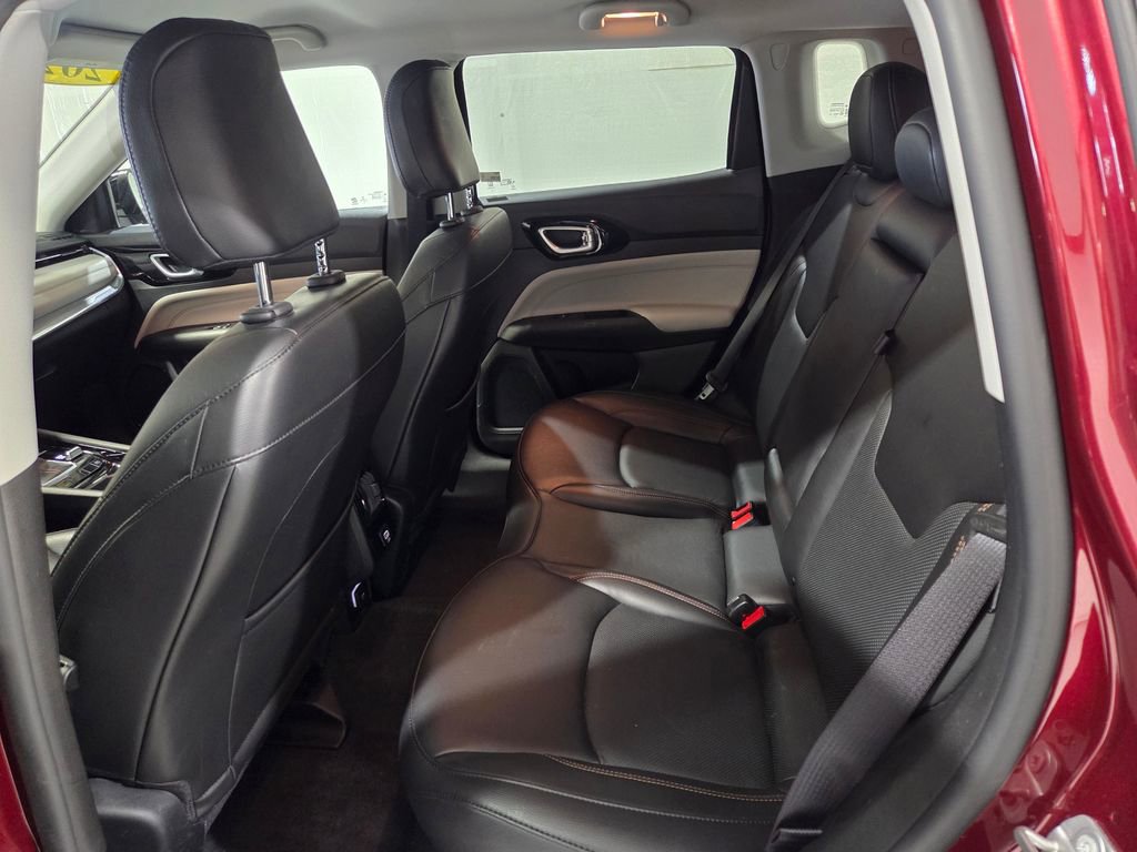 Used 2022 Jeep Compass Limited image 15