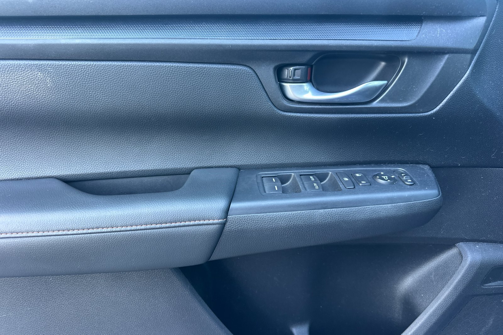 Used 2024 Honda CR-V Sport image 11