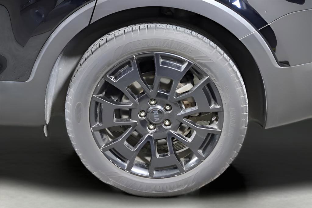 Used 2021 Kia Telluride SX w/ Nightfall Edition Package image 4