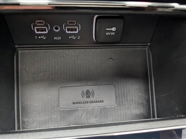 Used 2023 Jeep Grand Cherokee Summit w/ Advanced Protech Group IV AWD/4WD image 38