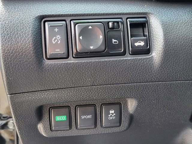 Used 2017 Nissan Sentra S w/ S Style Package FWD image 9