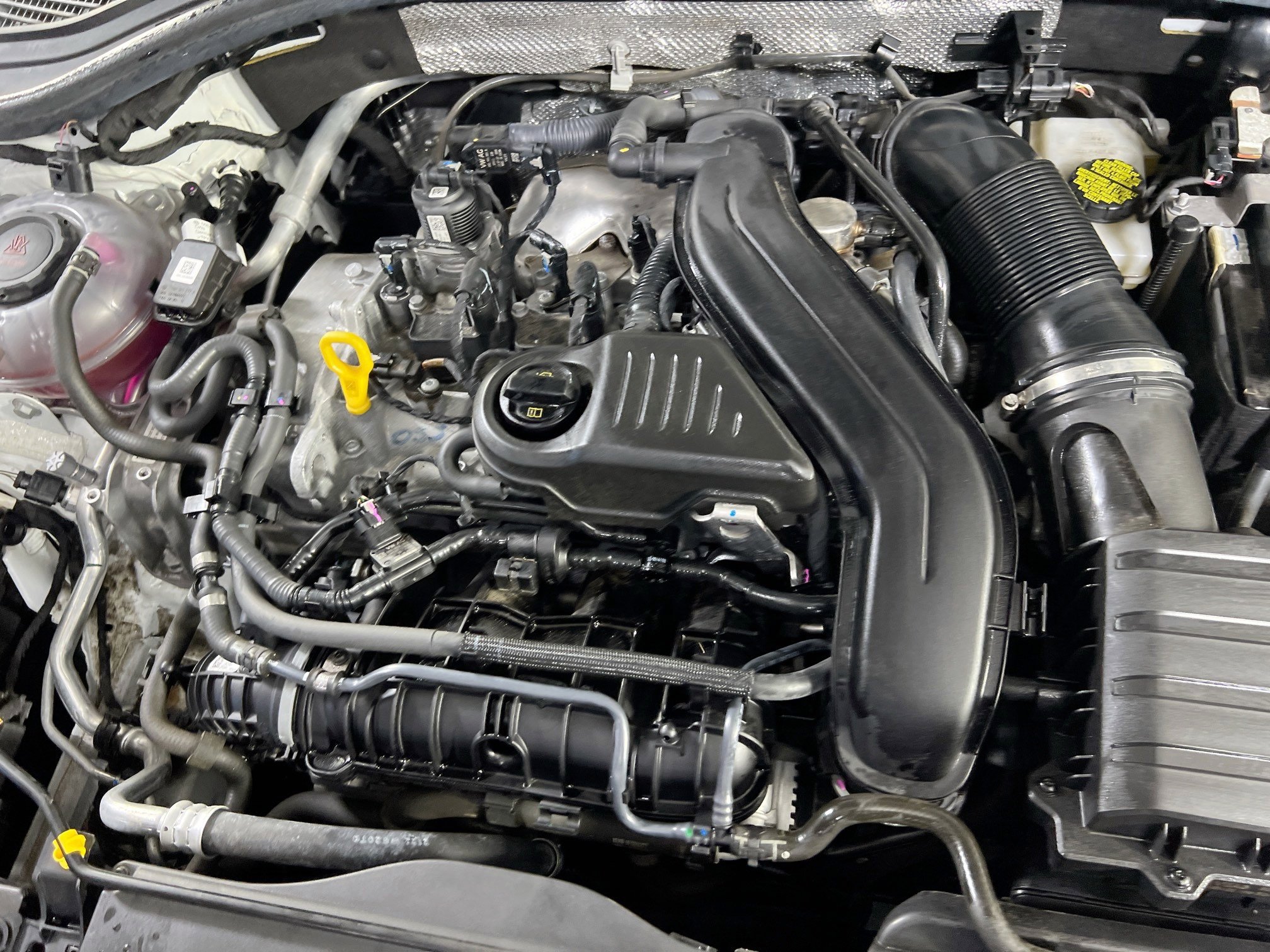 Used 2023 Volkswagen Jetta SEL image 30