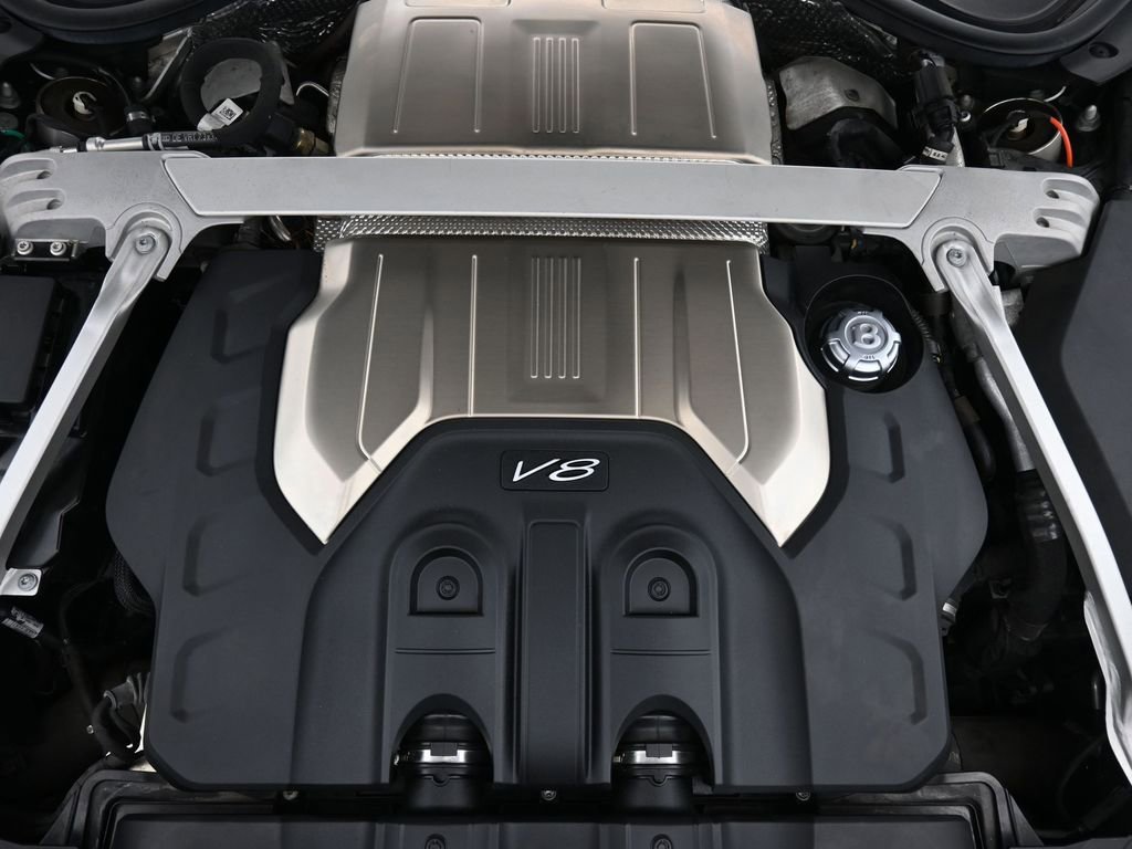 Used 2022 Bentley Flying Spur V8 AWD/4WD image 32