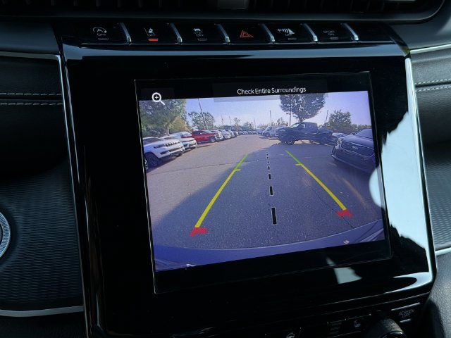 Used 2024 Jeep Grand Cherokee Altitude AWD/4WD image 24
