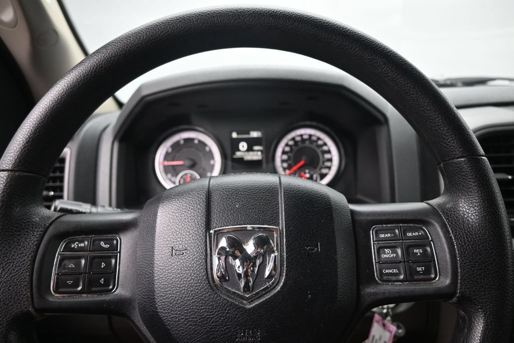 Used 2016 RAM 1500 Express AWD/4WD image 13