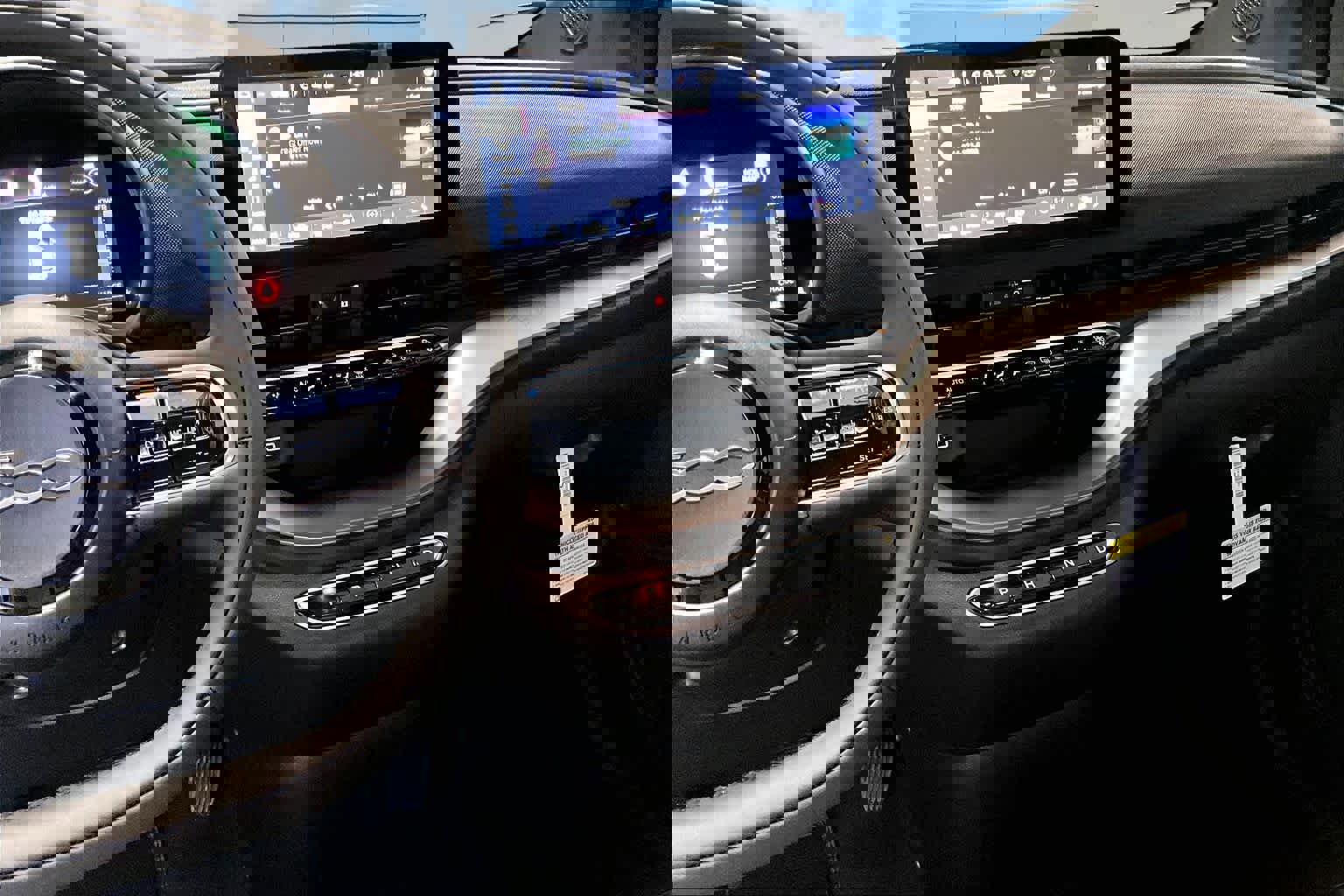 New 2025 FIAT 500 e image 16