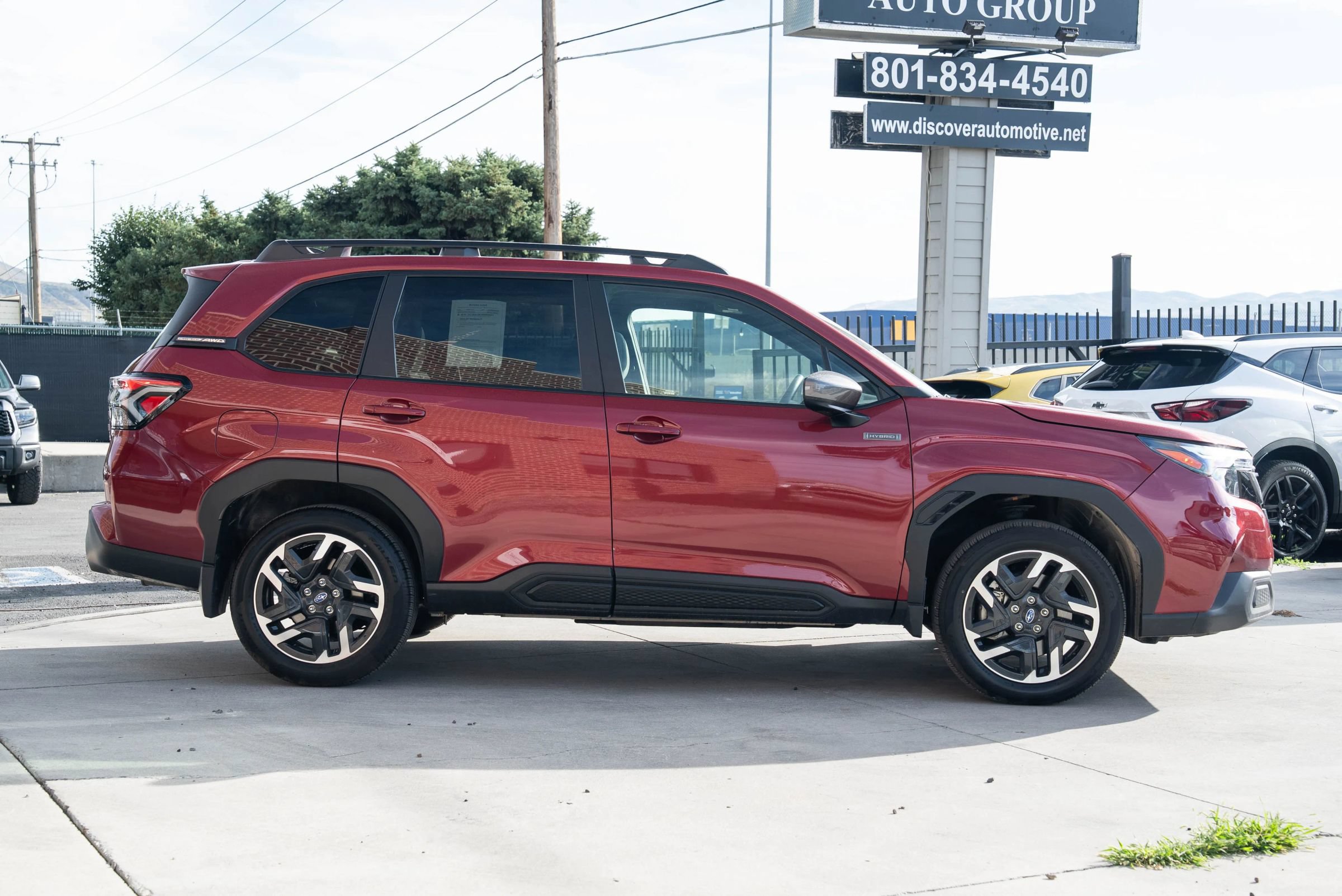Used 2025 Subaru Forester Premium AWD/4WD image 9