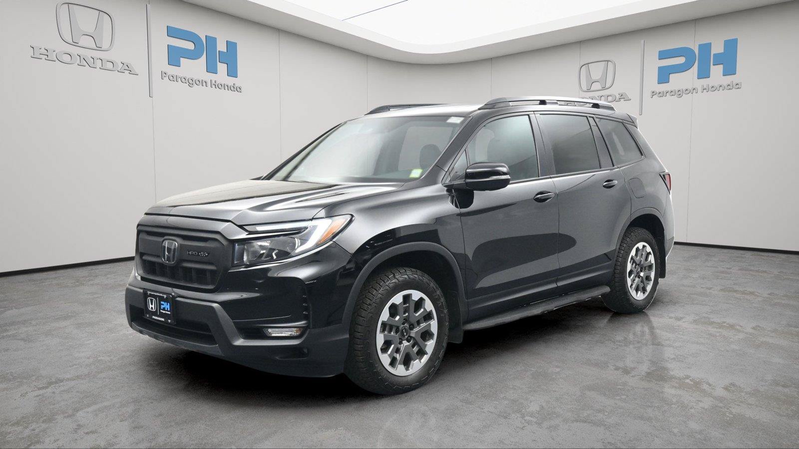 Certified 2025 Honda Passport TrailSport image 1