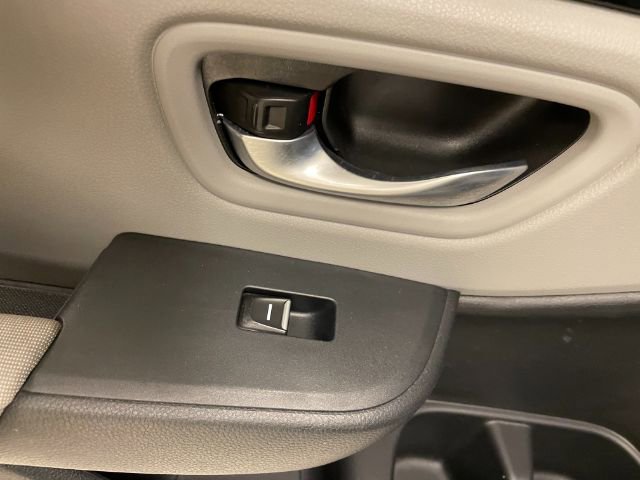 Used 2024 Honda Pilot LX image 17
