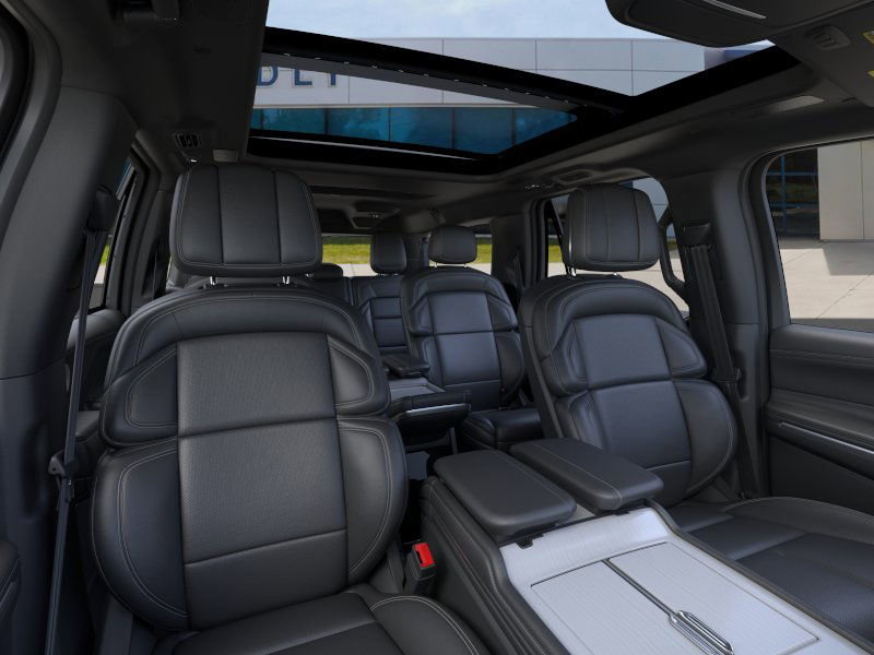 New 2026 Lincoln Navigator L Reserve w/ Jet Appearance Package image 10