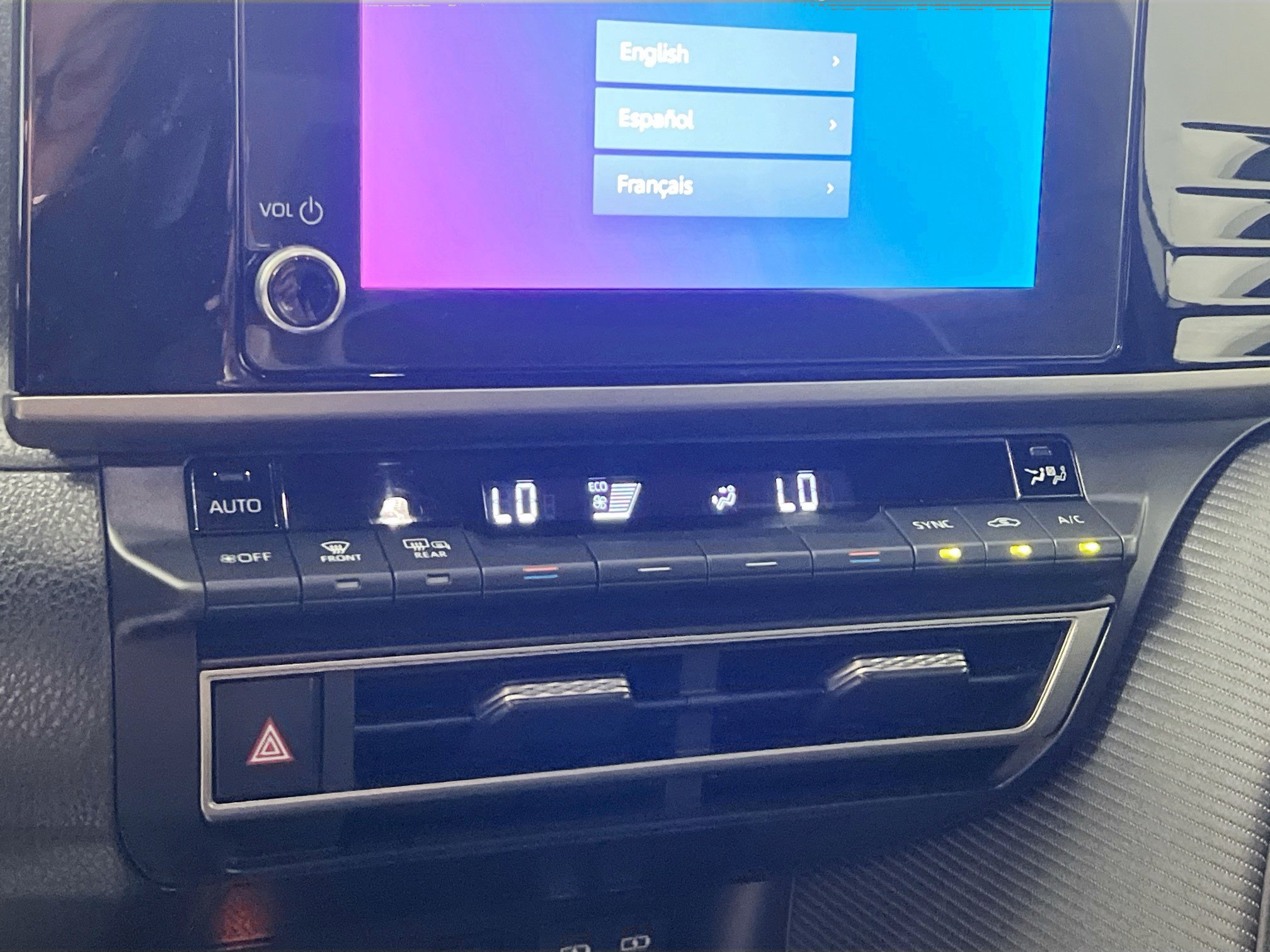 Used 2025 Toyota Camry SE FWD image 26