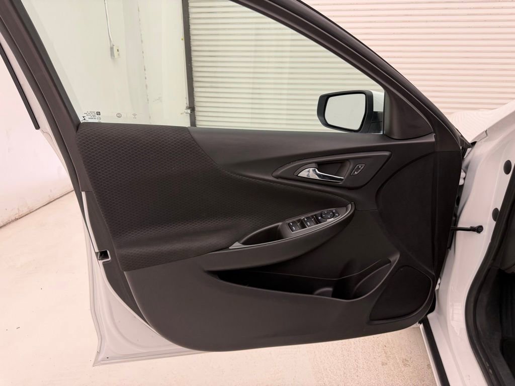 Used 2024 Chevrolet Malibu LT FWD image 20
