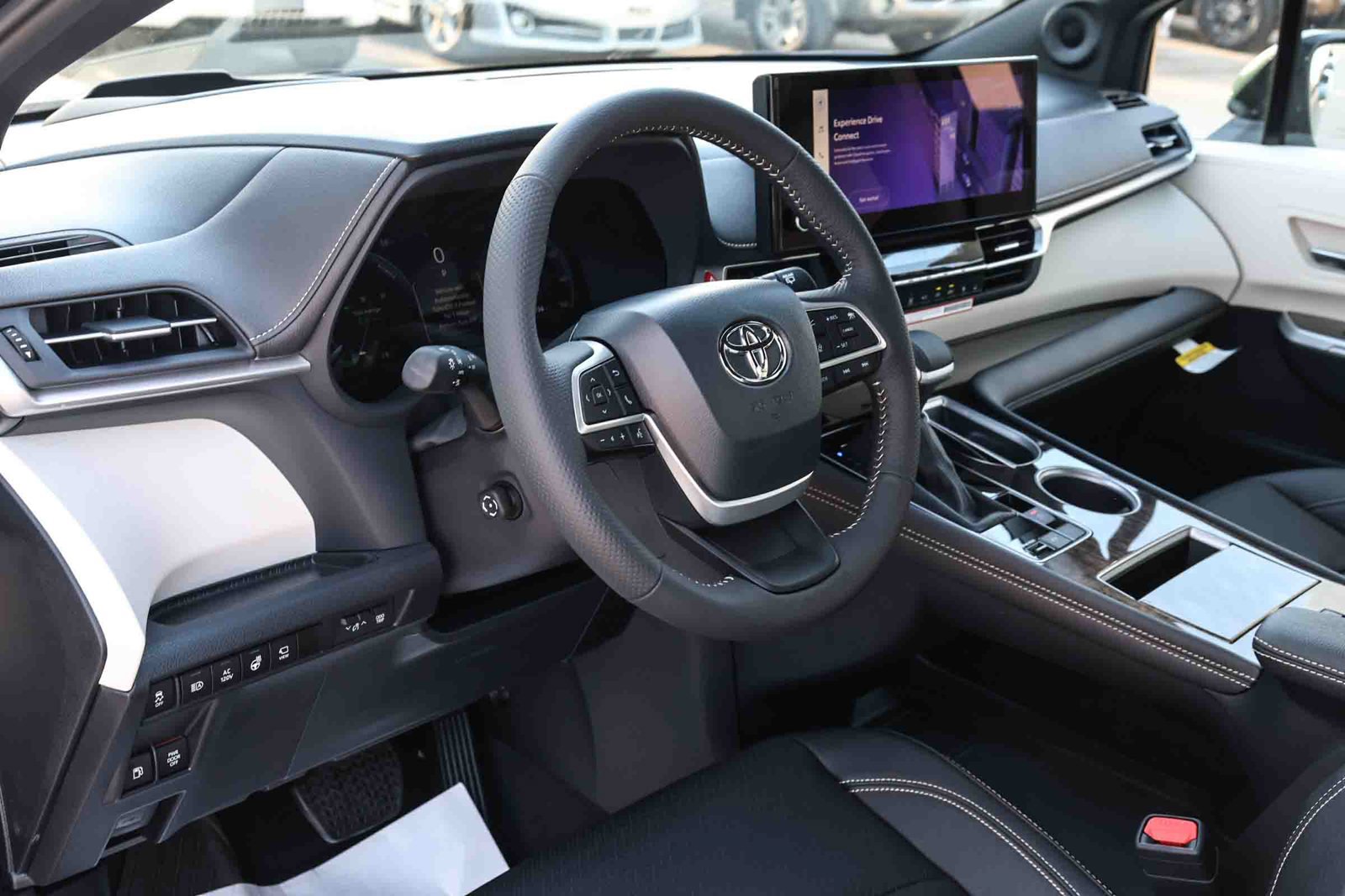 New 2026 Toyota Sienna Platinum AWD/4WD image 12