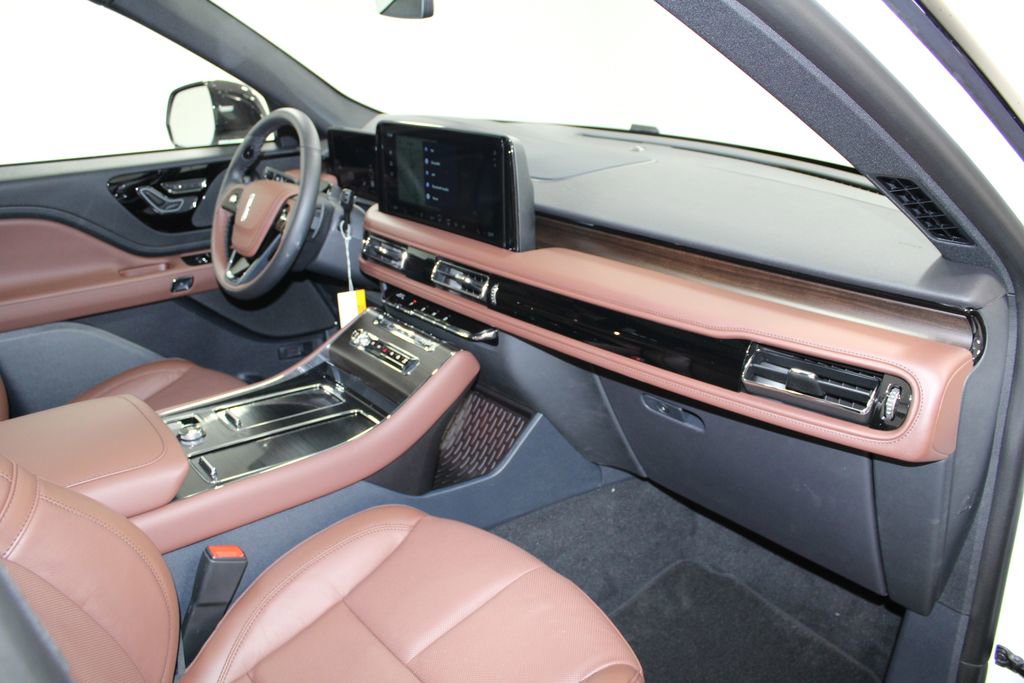 New 2026 Lincoln Aviator Reserve image 30