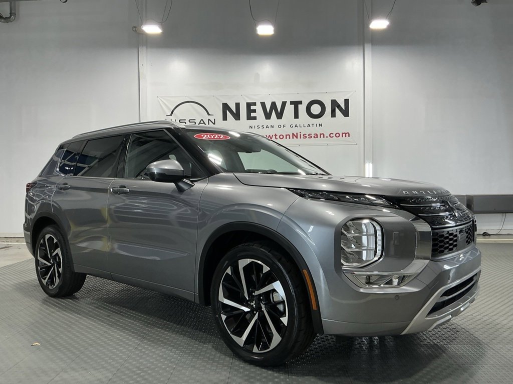 Used 2022 Mitsubishi Outlander SEL image 46