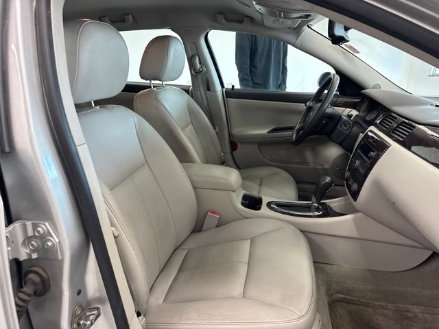 Used 2016 Chevrolet Impala LTZ FWD image 21