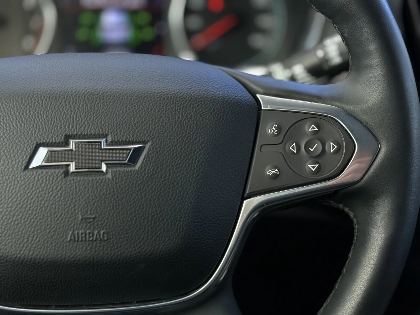 Used 2023 Chevrolet Traverse RS AWD/4WD image 25